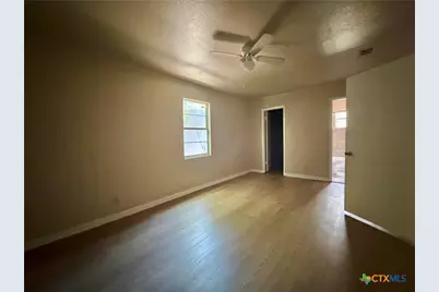 914 Kleine Street, Gonzales, TX 78629 - Photo 11