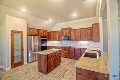 2121 Mercer Street, Nolanville, TX 76559 - Photo 7