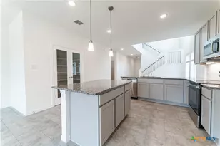 117 Lina Wy, Seguin, TX 78155 - Photo 7