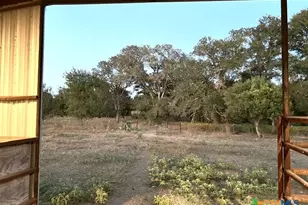4629 Fm-2984, Luling, TX 78648 - Photo 5