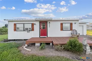 890 N Quailrun Ave, Port Lavaca, TX 77979 - Photo 27