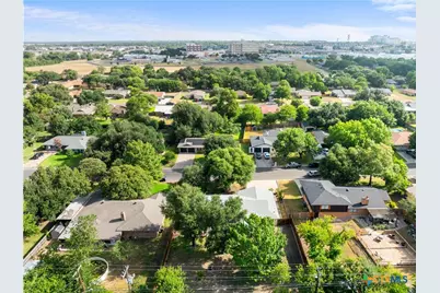 2105 Forest Trail, Temple, TX 76502 - Photo 31