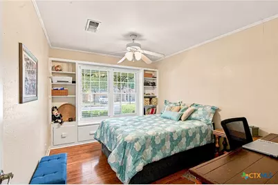 404 Cherokee Lane, Victoria, TX 77901 - Photo 13