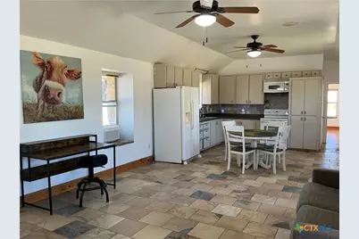6610 Cr 431, Jonesboro, TX 76538 - Photo 25