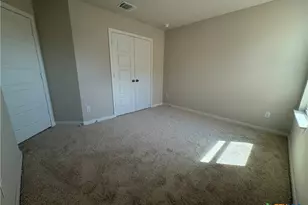 210 Thoroughbred Trl, Nolanville, TX 76559 - Photo 9