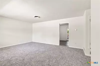 1107 E Robertson Avenue, Copperas Cove, TX 76522 - Photo 3