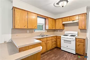 1107 E Robertson Ave, Copperas Cove, TX 76522 - Photo 5
