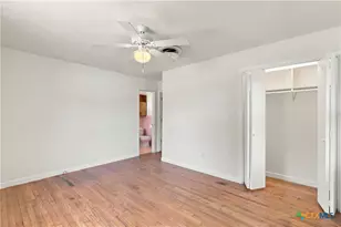 1107 E Robertson Ave, Copperas Cove, TX 76522 - Photo 17