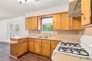 1107 E Robertson Ave, Copperas Cove, TX 76522 - Photo 7