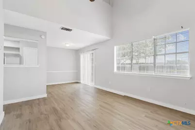 6710 Windsor Hollow, San Antonio, TX 78239 - Photo 5
