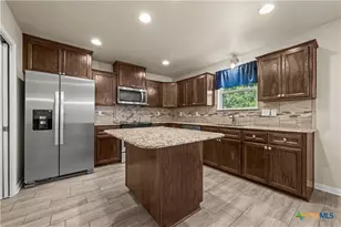 410 Pointer St, Nolanville, TX 76559 - Photo 25