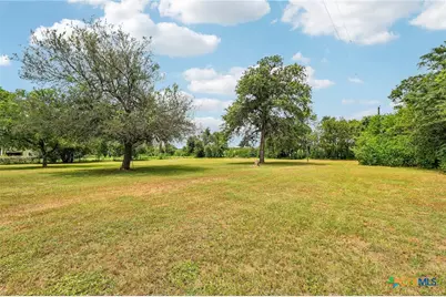 122 Dodd Preston, Elgin, TX 78621 - Photo 33