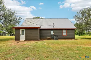 122 Dodd Preston, Elgin, TX 78621 - Photo 35