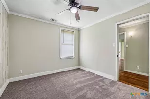 122 Dodd Preston, Elgin, TX 78621 - Photo 21