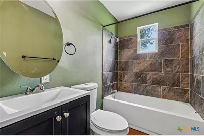 122 Dodd Preston, Elgin, TX 78621 - Photo 19