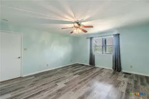 26 S Cliffwood Cir, Belton, TX 76513 - Photo 15
