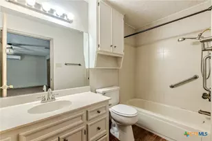26 S Cliffwood Cir, Belton, TX 76513 - Photo 21