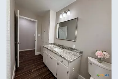 208 Mossy Oaks Lane, Victoria, TX 77904 - Photo 23