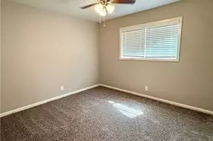 208 Mossy Oaks Ln, Victoria, TX 77904 - Photo 25