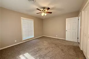 208 Mossy Oaks Ln, Victoria, TX 77904 - Photo 21