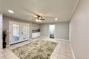 208 Mossy Oaks Ln, Victoria, TX 77904 - Photo 19