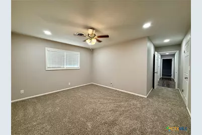 208 Mossy Oaks Lane, Victoria, TX 77904 - Photo 29