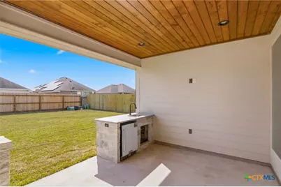 307 Silver Lake, Victoria, TX 77904 - Photo 43