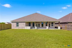 307 Silver Lk, Victoria, TX 77904 - Photo 45