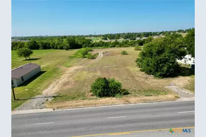 2001 E Adams Avenue, Temple, TX 76501 - Photo 3