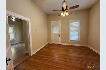 435 N Milam Street, Seguin, TX 78155 - Photo 3
