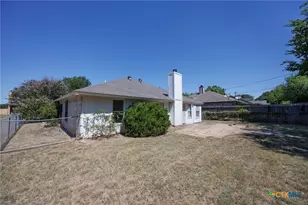 2402 Dickens Dr, Killeen, TX 76543 - Photo 3