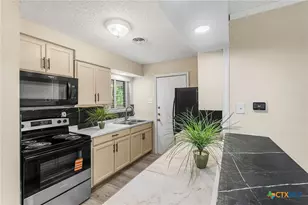 801 Adela St, Killeen, TX 76541 - Photo 3
