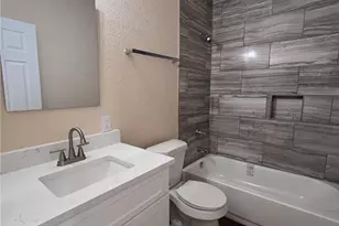 410 W Trinity St, Luling, TX 78648 - Photo 17