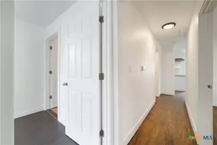414 Orange Ave, New Braunfels, TX 78130 - Photo 31