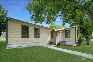 414 Orange Ave, New Braunfels, TX 78130 - Photo 7