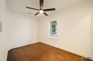 414 Orange Ave, New Braunfels, TX 78130 - Photo 27