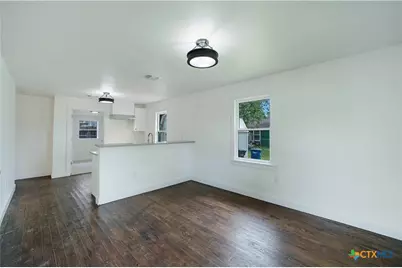 414 Orange Avenue, New Braunfels, TX 78130 - Photo 13