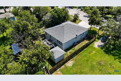 341 Comanche Street, New Braunfels, TX 78130 - Photo 43