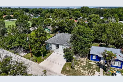 341 Comanche Street, New Braunfels, TX 78130 - Photo 3
