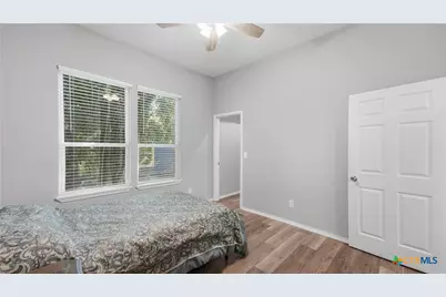 341 Comanche Street, New Braunfels, TX 78130 - Photo 23