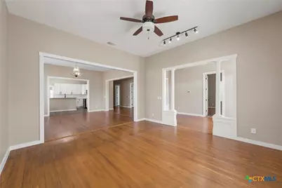 112 W Avenue I, Temple, TX 76504 - Photo 7