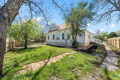 112 W Avenue I, Temple, TX 76504 - Photo 5