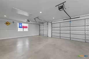 802 Celestial Ln, Edna, TX 77957 - Photo 41