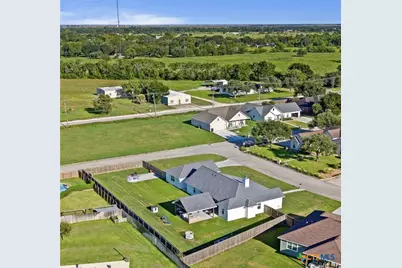802 Celestial Lane, Edna, TX 77957 - Photo 43