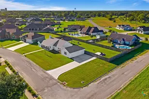 802 Celestial Ln, Edna, TX 77957 - Photo 45