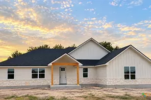 7202 Felix McDaniel Dr, Temple, TX 76502 - Photo 1