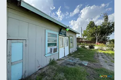 415 Creswell Drive, San Antonio, TX 78220 - Photo 5