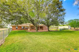 8416 Fm 541, Stockdale, TX 78160 - Photo 37