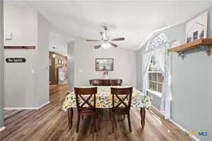 4513 Benvilio Dr, Belton, TX 76513 - Photo 5