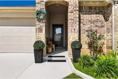 557 Chaco Loop, Seguin, TX 78155 - Photo 3